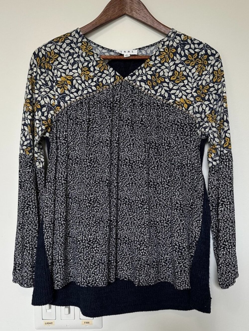 THML Mixed Print Boho Long Sleeve Top Size Medium 🌾